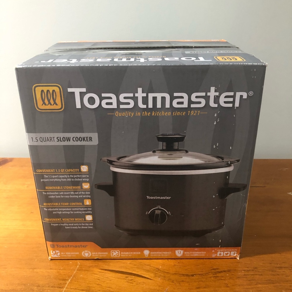 Toastmaster 1.5 Quart Slow Cooker New in Box